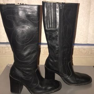 Frye boots! 👢 EUC!